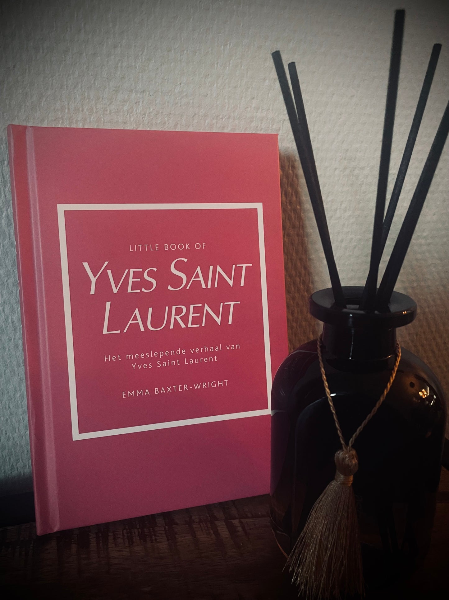 Boek YVES SAINT LAURENT